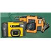 Image 1 : 2 water proof cameras