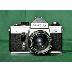 Praktica 35mm film camera