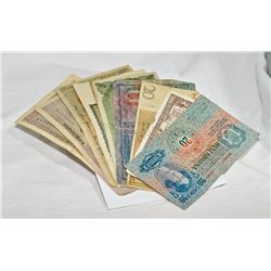 Lot of vintage world bank notes