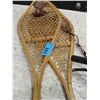 Image 1 : pair of snowshoes