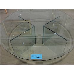 Round glass top pedastol table