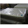 Image 1 : Double size mattress and boxspring set