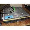 Image 1 : Tile cutting table saw