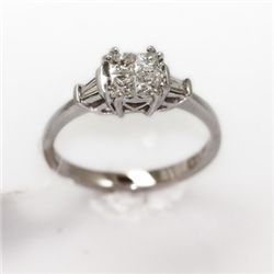 2.97g 14k White Gold Diamond Ring