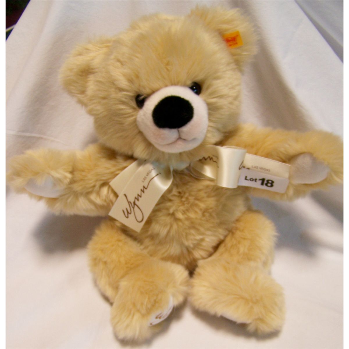 Steiff Wynn Las Vegas テディベア レアシュテタフ2005 RARE STEIFF WYNN LAS VEGAS COLLECTIBLE BEAR 2005 #668333
