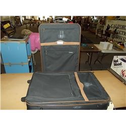 Black Travel Large Suit Case (2)