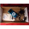 Image 2 : 1359 Blue i-pod 4-GB w/headphone