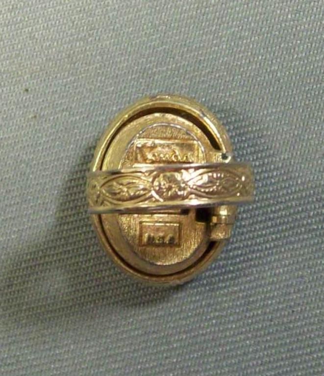 Vintage Vanda Cameo Perfume Locket Ring