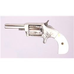 H&R Mdl Victor No.2 Cal .32 SN:NVSNSingle action spur trigger 5 shot revolver  chambered in .32 cali