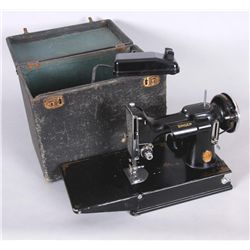 Singer Featherweight Sewing Machine