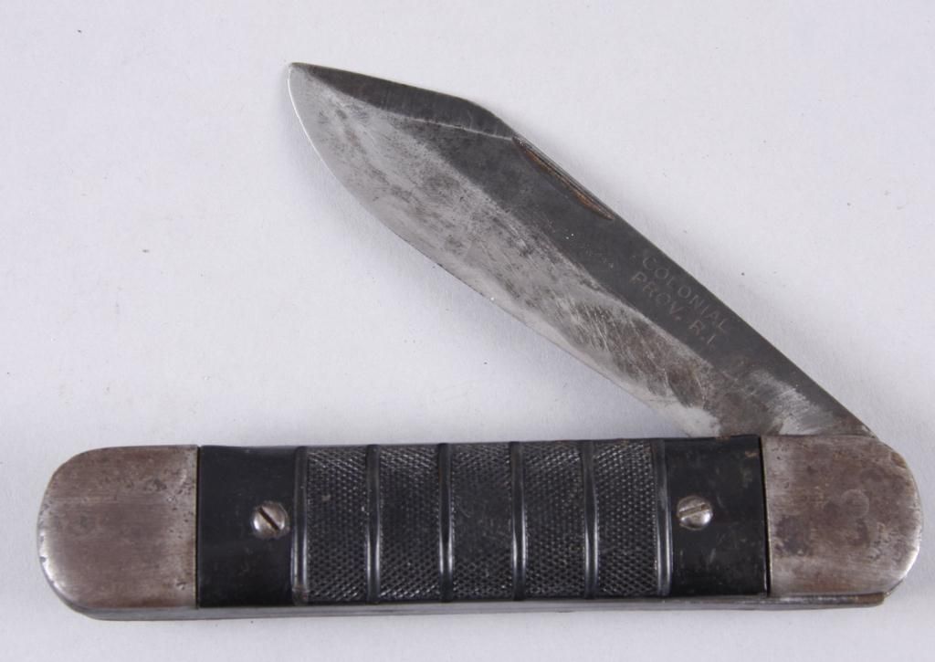 WWII Folding Knife by Colonial, Very Good