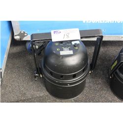 MICROH 10MM NITRA BRIGHT DOUBLE BRACKET LED STAGE