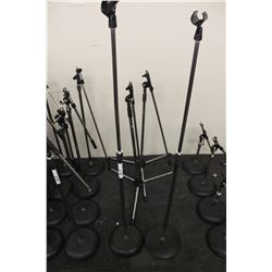 LOT OF 4 ADJUSTABLE TILTING LIGHT STANDS