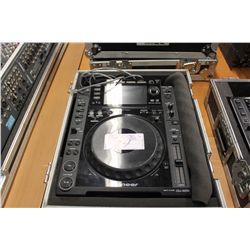 PIONEER CDJ2000 MULTI-PLAYER DJ TURN TABLE SYSTEM