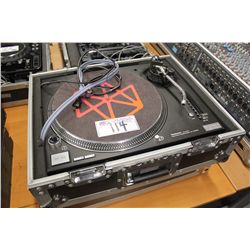 TECHNICS DIRECT DRIVE TURN TABLE SYSTEM IN DINO