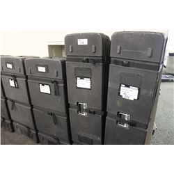 DA-LATE TRAVEL CASE WITH 3 SECTIONS OF BLACK