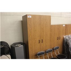 OAK 5FT STORAGE CABINET