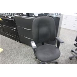 BLACK TASK CHAIR