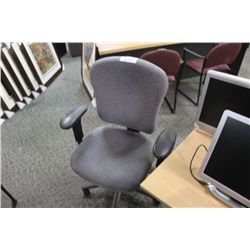 GREY PATTERNED HIGH BACK TASK CHAIR