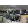 Image 1 : LOT OF 27 HP 19" LCD MONITORS