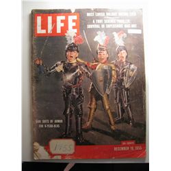 1955 December 19 LIFE Magazine - France - Christmas - Boxer Sugar Ray's Comeback
