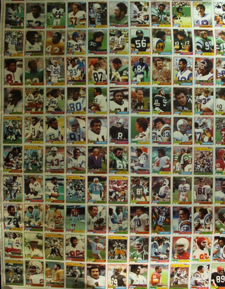Uncut Sheet Of 1981 Topps Football Cards Including Joe Montana RC 216 Uncut Sheet Of 1981 Topps Football Cards Including Joe Montana RC 216