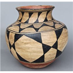 Ancient Native American Indian Pottery, older catalog marking on …