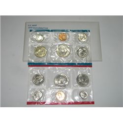 1979 Mint Set P & D  *1st YEAR SUSAN B. ANTHONY DOLLAR & KENNEDY HALF DOLLAR - NICE SET*!!