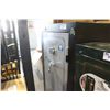 Image 1 : LARGE GUN SAFE NO COMBO