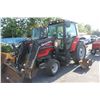 Image 1 : 2004 RED MASSEY FERGUSON Q940 LOADER