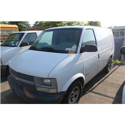 2001 WHITE CHEVROLET ASTRO CARGO VAN 302,039KM GAS
