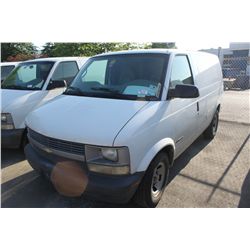 2001 WHITE CHEVROLET ASTRO CARGO VAN 222,979KM GAS