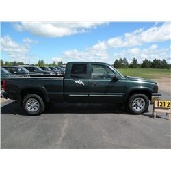 2005 Chev extended cab     SN- 2GCEK19B651334605
