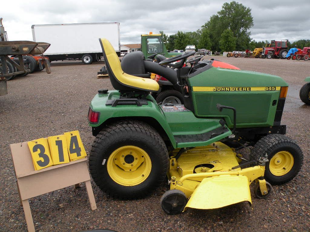 John Deere 445 SN M00445C070416