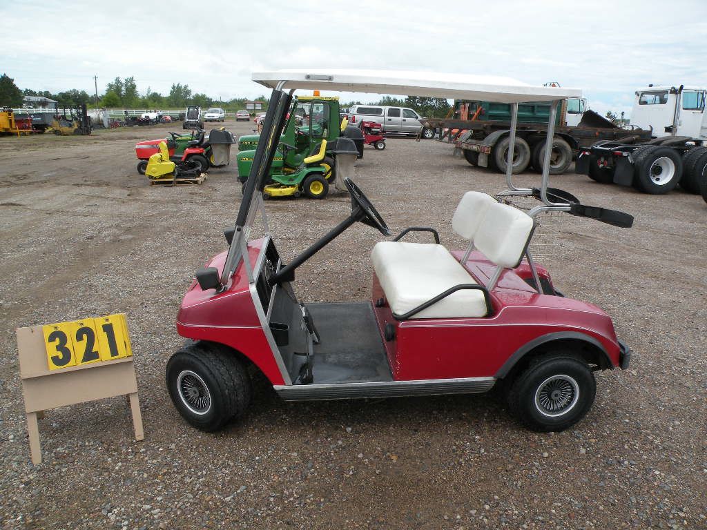 1991 Club Car gas golf car SN AG9128250057