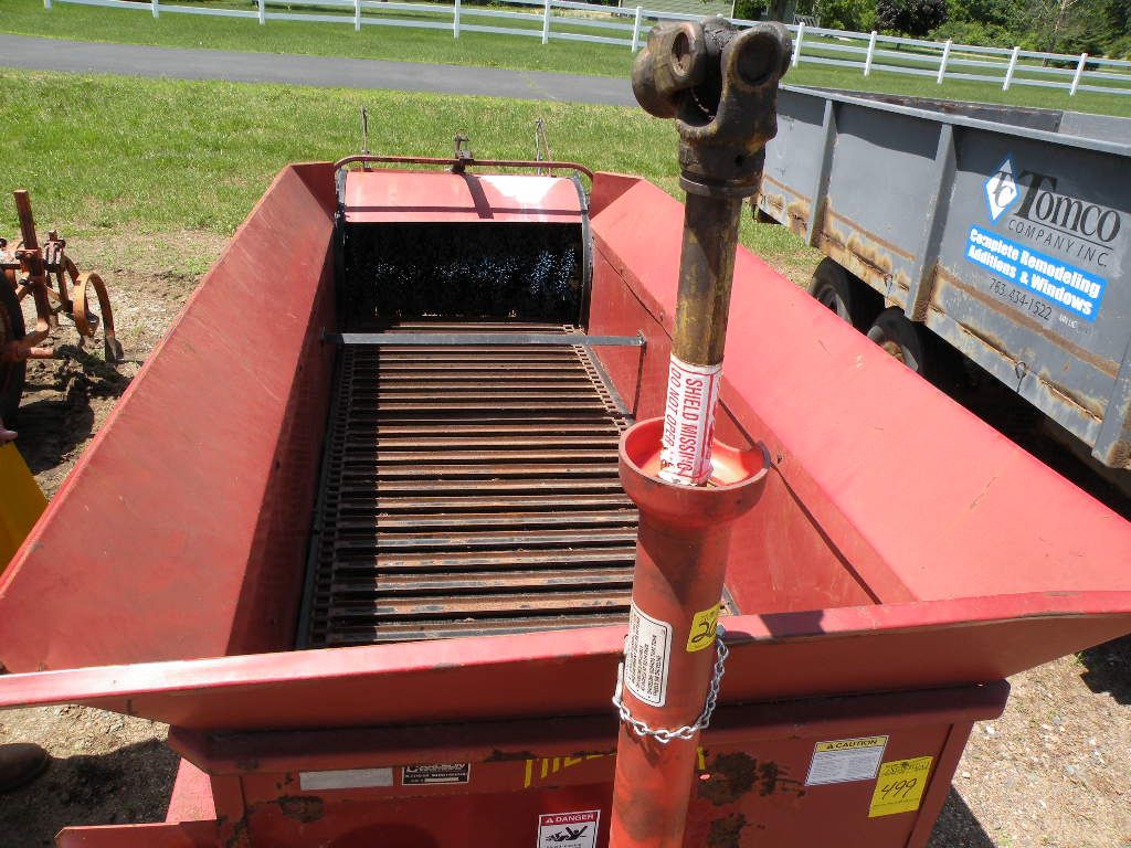 Millcreek topsoil/manure spreader