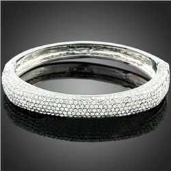 GT0522120043 Classic Style Crystal Bangle Bracelet