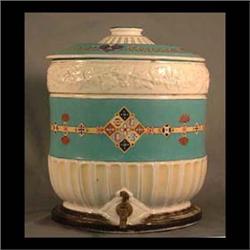 Union porcelain cooler for iced tea or water cooler. Made in  Greenpoint, New York. The company star