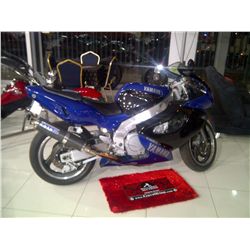 Yamaha YZF 1 (R1 Motor from factory) Chrome & Extras