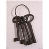 Image 1 : Pirates of the Caribbean Jail Keys Prop