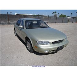1995 - INFINITI J30