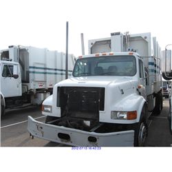 2001 - INTERNATIONAL 4300