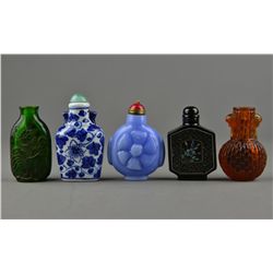 5 Assorted Chinese Glass & Porcelain Snuff Bottles