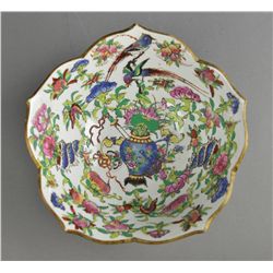 Chinese Republic Period Foliate Rim Bowl