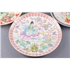 Image 3 : Set of 5: Chinese Famille Rose Plates