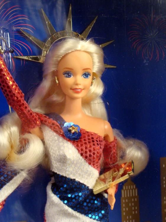 statue of liberty barbie fao schwarz