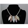 Image 1 : 173.47 CTW FRESHWATER CAPIZ PENDANT/MOTHER OF PEARL 24"