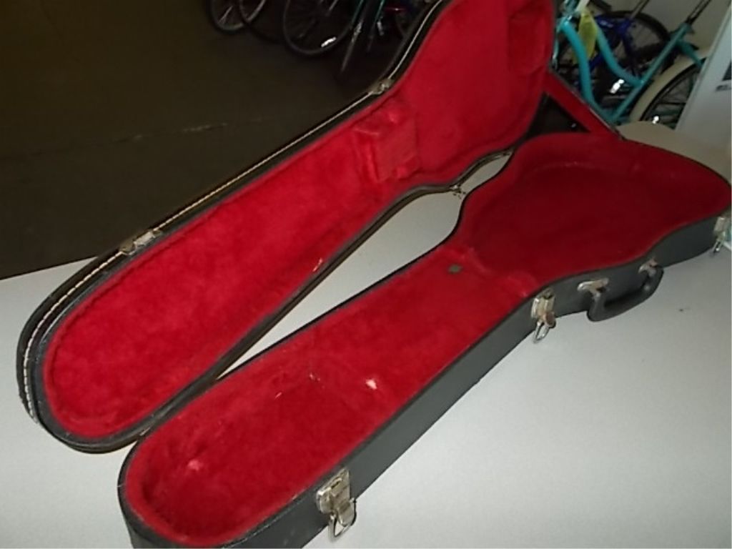 Vintage Black Gibson Guitar Case 1966