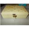 Image 1 : Padded Jewelry Box