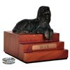 Image 1 : Mini statue of "Buck" cast & crew gift from Married with Children